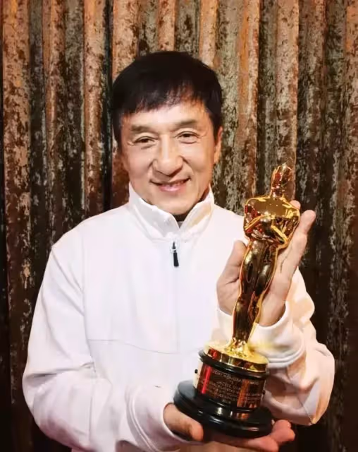 最大度賢妻低調護家！林鳳嬌揭「昔原諒成龍始末」太偉大了　「38年婚讓變心尪服氣」話語中見證高明處