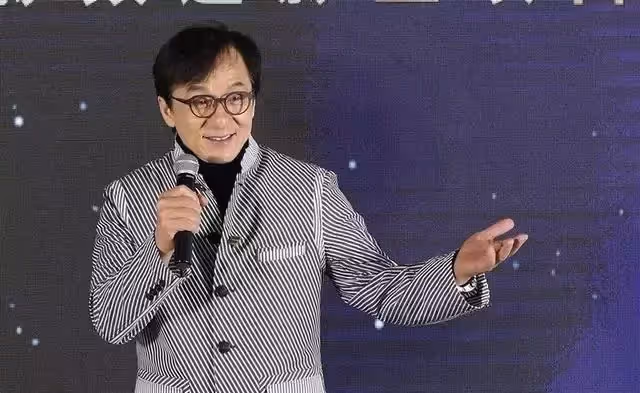 最大度賢妻低調護家！林鳳嬌揭「昔原諒成龍始末」太偉大了　「38年婚讓變心尪服氣」話語中見證高明處