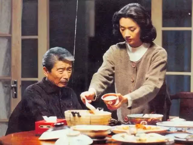 導演李安想告訴天下父母的，「我從不要孩子孝順，只教他如何去愛」