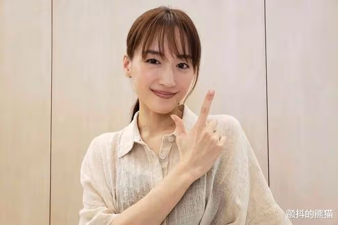 綾瀨遙被討厭的5個理由!天真和裝可愛的人設很惹人厭?
