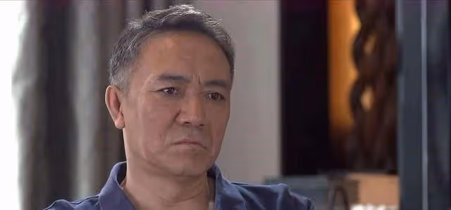 47歲爆紅，為了一個離婚兩次的女人凈身出戶，李幼斌後悔了嗎？