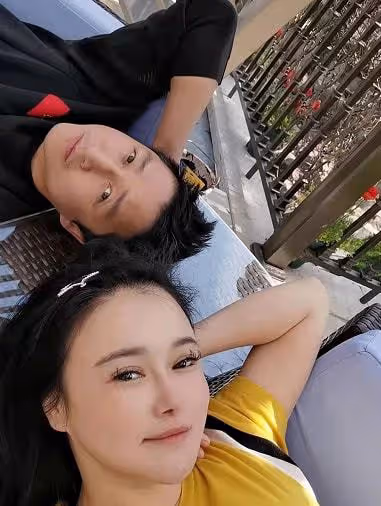 冉瑩穎深夜自曝小區被封，無處可去天天做核酸，在家與狗相伴遭嫌