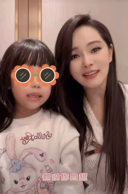 伊能靜罕曬5歲女兒正臉,米粒齙牙突出嘴唇略厚,被疑腺樣體肥大