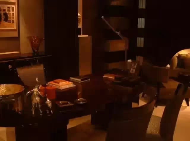 房祖名罕曬四千萬豪宅內景，裝修奢華像皇宮，自帶電梯「直升直降」到達臥室，餐廳像五星級酒店，網友：太會享受生活了