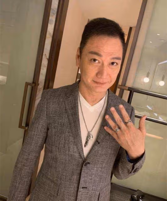 58歲陶大宇縣城跑商演台型足，網友不禁感慨：竟落魄至此