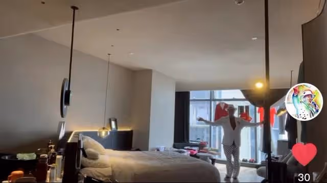 萬梓良曬居家隔離視頻，獨自一人房間內狂扭，行為引爭議狀態成謎
