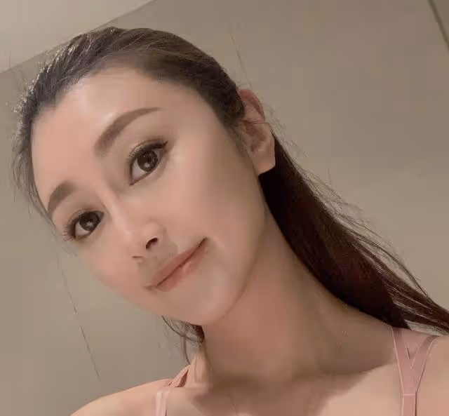 香港知名靚模自曝確診！目前懷孕三個多月，已完成接種兩針疫苗