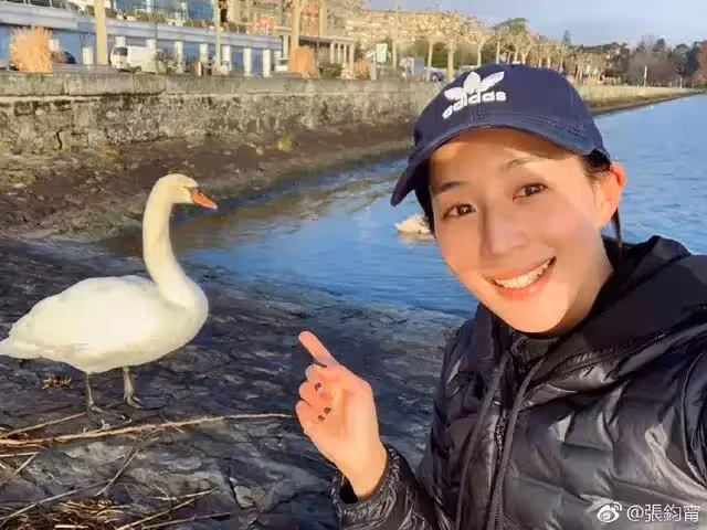 36歲張鈞甯純素顏曝光：你以為的「凍齡女神」，99%都是假的