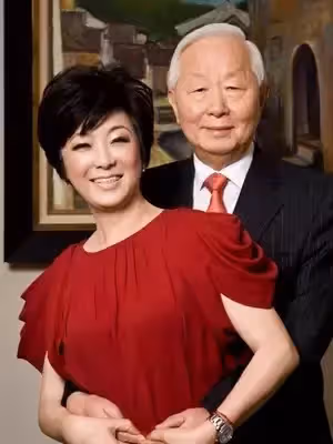 孩子不是附屬品！台積電董娘曝「40年親子相處」：媽媽要學當面紙「需要我才在」轉念在老伴身上