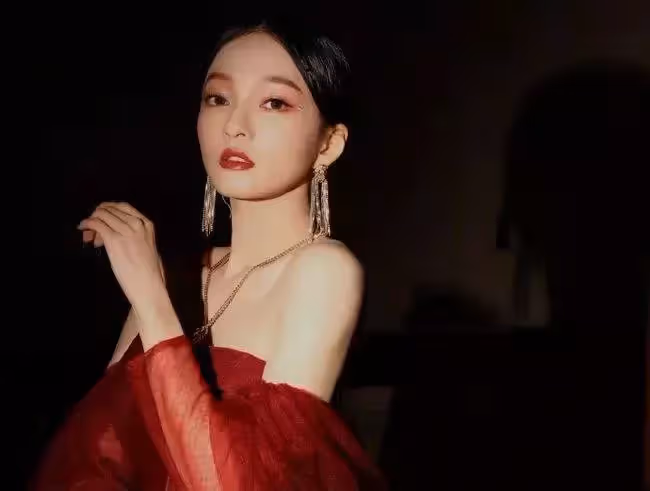 這5位知名女星，把原生家庭的爛牌打成王炸，個個都是娛圈大女主