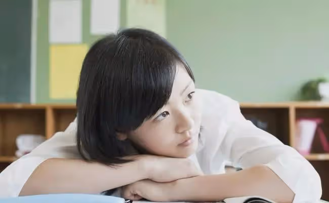 結婚1年，我月薪上萬，老婆卻經常嫌棄我，我在家裡抬不起頭