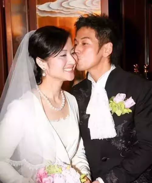 身價50億「駙馬爺」!吳家樂與豪門妻子「專買打折商品」 攜手13年0緋聞:是最寶貴的財富
