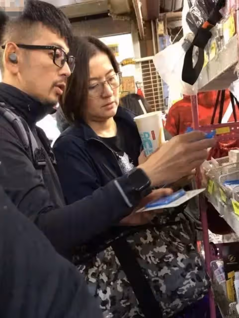 身價50億「駙馬爺」!吳家樂與豪門妻子「專買打折商品」 攜手13年0緋聞:是最寶貴的財富