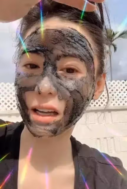 張柏芝近期生活很悠閒,素顏美膚照變化大,感覺又變漂亮了
