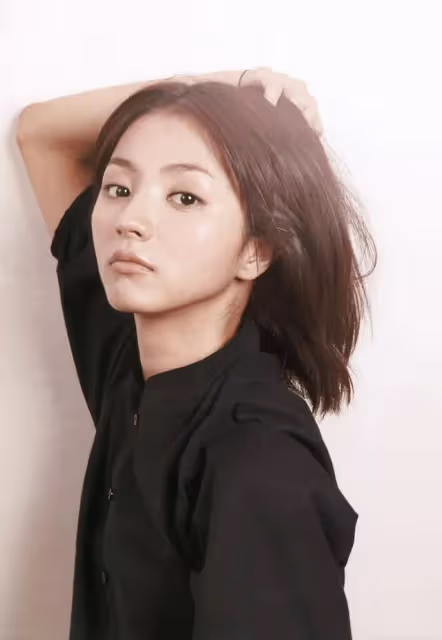 竟很少有人知道她們是「一家人」,全員高顏值屬實羨慕了...