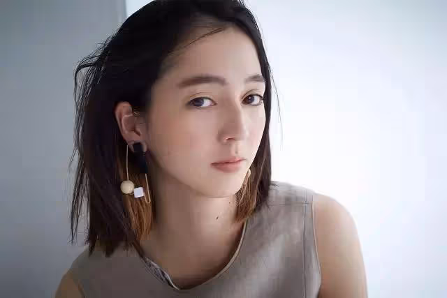 竟很少有人知道她們是「一家人」,全員高顏值屬實羨慕了...