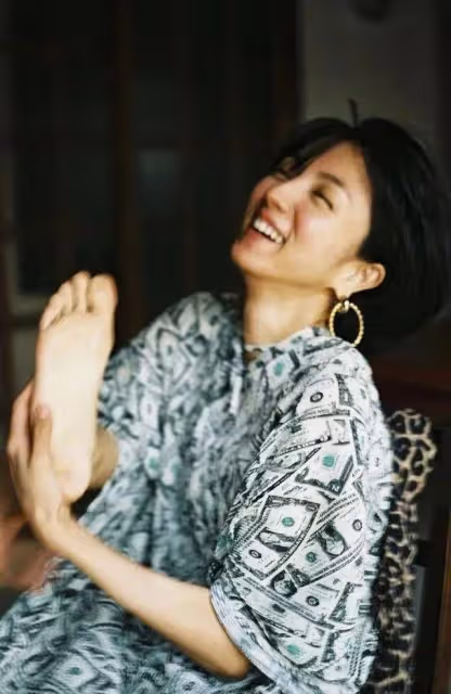 竟很少有人知道她們是「一家人」,全員高顏值屬實羨慕了...