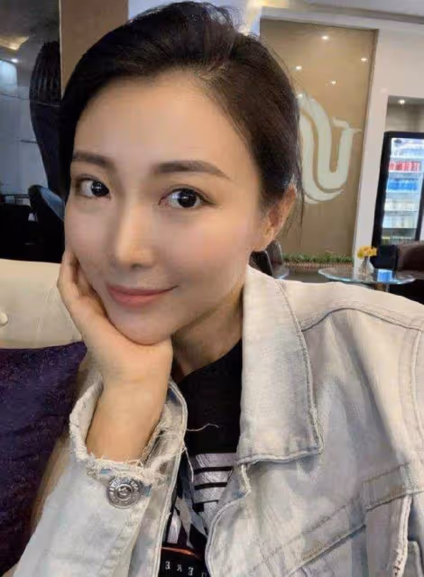34歲TVB離巢小花曬近況，豪宅內設汗蒸房成亮點，曾因醜聞被雪藏