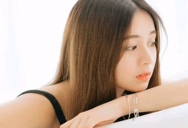28歲沒嘗過女人的滋味，她出現後，我瘋狂的像她索取