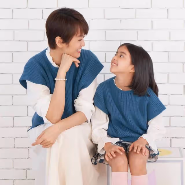 梁詠琪與洋老公開店賣童裝,7歲混血女兒當模特,五官精緻眼睛大