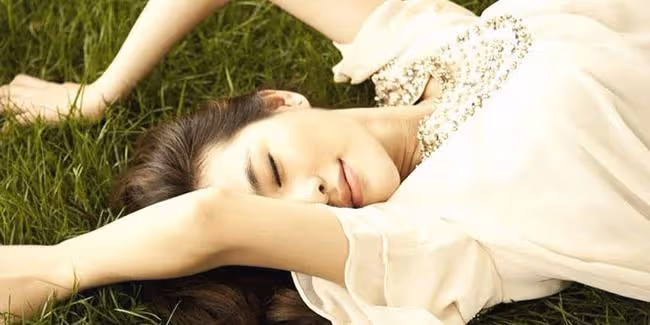 28歲沒嘗過女人的滋味，她出現後，我瘋狂的像她索取