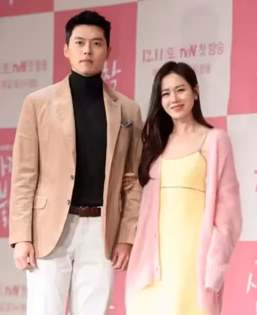 玄彬孫藝珍婚禮喜帖首度曝光,一名賓客收到後表示「很苦惱」
