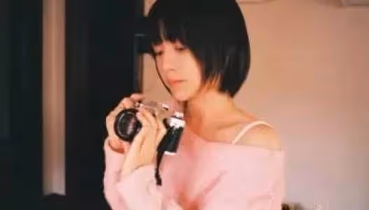 我是小三,大叔將我玩夠了之後,讓我移情別戀愛上了狗