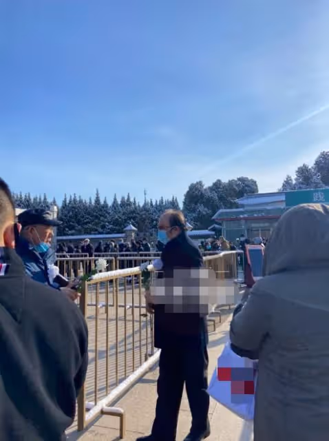 李光羲告別儀式曝光!李雙江攜妻子精神足,楊洪基陳鐸表情沉痛