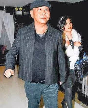 71歲戲骨顧寶明突然去世!3年前傳患帕金森,金士傑直呼不敢相信