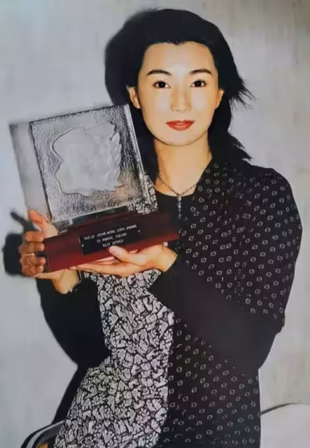 張曼玉：不願和章子怡合作，骨瘦如柴、愛穿地攤貨，57歲仍單身：姐的瀟灑你不懂