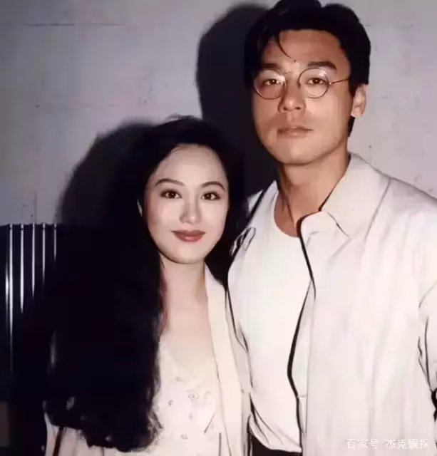 25歲嫁給鍾鎮濤！39歲前夫破產負債2億　如今她「成頭部網紅」再成億萬富婆