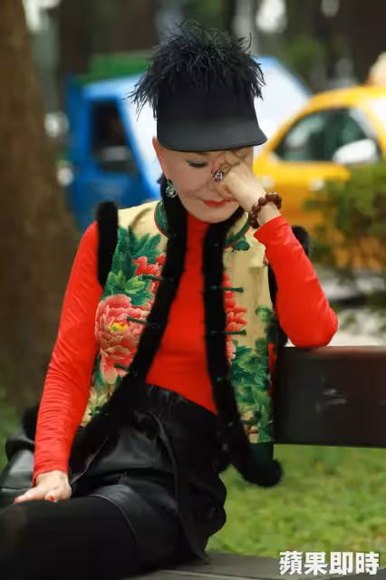 夏台鳳「痛失愛子」隔年連失2至親！遇乞討母子痛哭塞錢：妳很幸福，兒子還在身邊