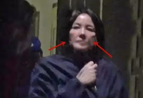 這才是真實的王菲，穿T恤唱歌身材下垂，網友：比普通人有氣質