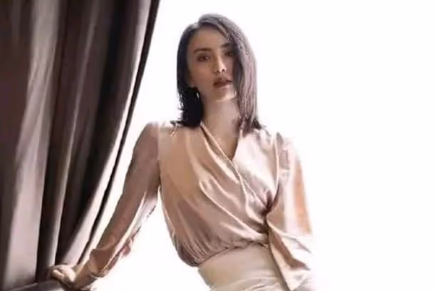生娃後，做的最刺激的事，領回家一個男人，當著嬰兒的面親熱