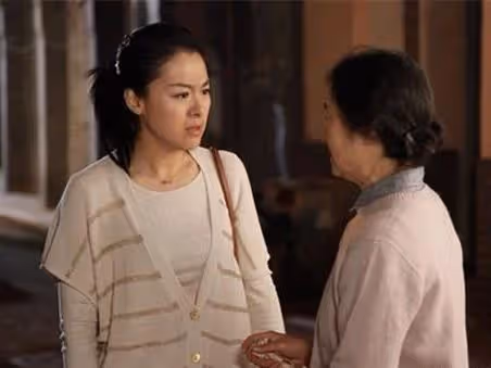 生女兒公婆不出錢不出力,五年後公婆求養老,女兒說的話他們淚奔