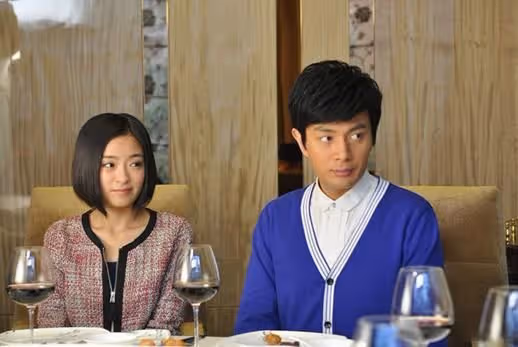 婆婆生病弟媳回娘家不照顧,婆家拆遷她連夜返回,公婆分錢她淚奔