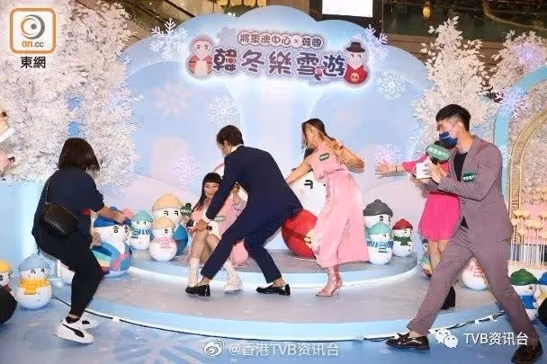 突發！TVB新晉小花淚灑現場，否認工作過勞導致生病跌倒