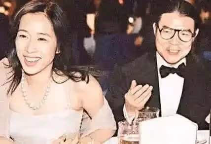甩30億前夫！20歲豪門嫁「連生三子」47歲離婚　50歲「再嫁200億富豪」：真正的人生贏家