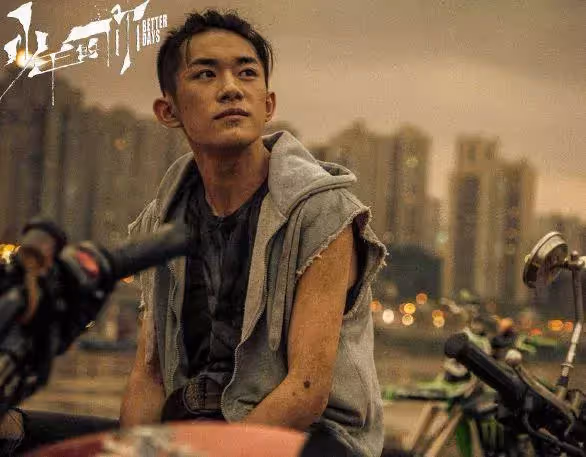 TFboys名存實亡,三小隻單飛五年後,當年混最慘的如今卻發展最好