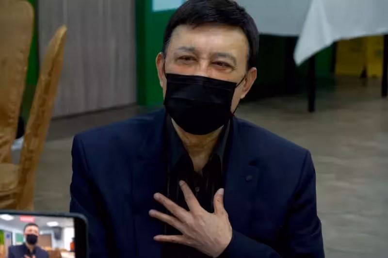 夫妻抱頭痛哭!余天淚曝「醫生說化療也沒用了」 揭余苑綺最新病況「接下來2週很辛苦」盼有曙光