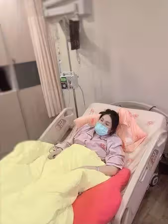 夫妻抱頭痛哭!余天淚曝「醫生說化療也沒用了」 揭余苑綺最新病況「接下來2週很辛苦」盼有曙光