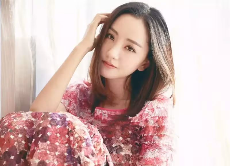 「身高不夠顏值來湊」的4大女星,最低1米53,卻靠顏值與實力站穩了腳跟