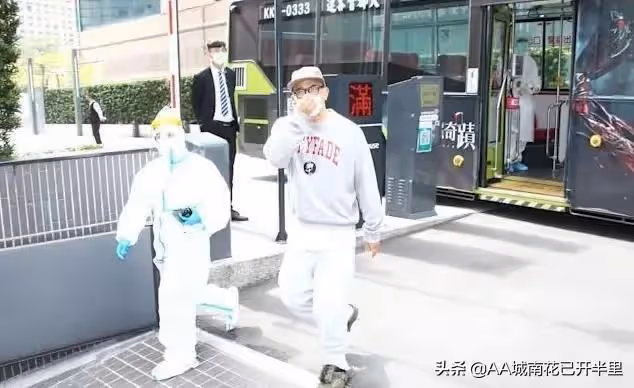 大S與新老公將入住大S豪宅洞房花燭,網友:垃圾終於找到了回收站