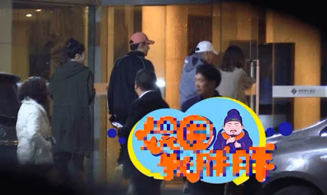 前有馬伊琍後有董璇，他與圈內離婚姐姐們深夜聚餐，怪不得資源好