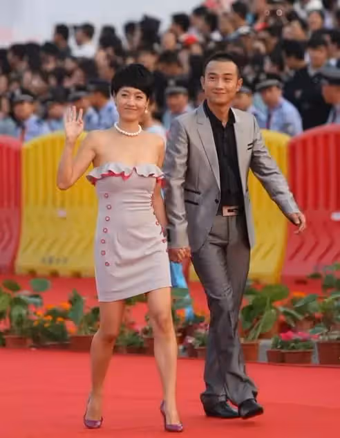 貌合神離！丈夫出軌後「她隱忍5年才離婚」　7年後「逆襲成女強人」原諒背後不簡單