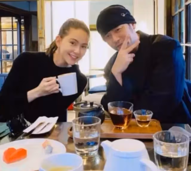周杰倫減肥成功瘦出少年感,曬照傲嬌稱:瘦到有本錢繼續喝奶茶了