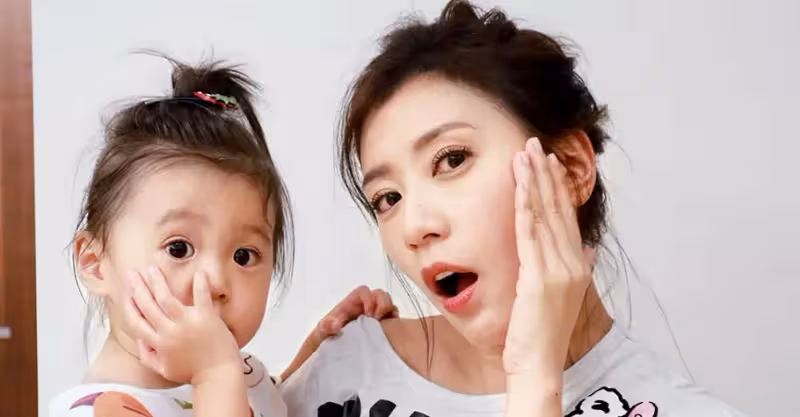絕美公主造型曝光!賈靜雯自爆「波妞眼神超有愛」撩到她心坎 「每天向媽媽花式傳情」浪漫程度大勝老公!