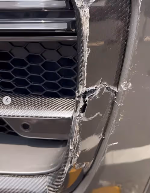 知名男星慘遇車禍!豪車被撞大洞肇事者逃逸,怒飆粗口直呼氣死了