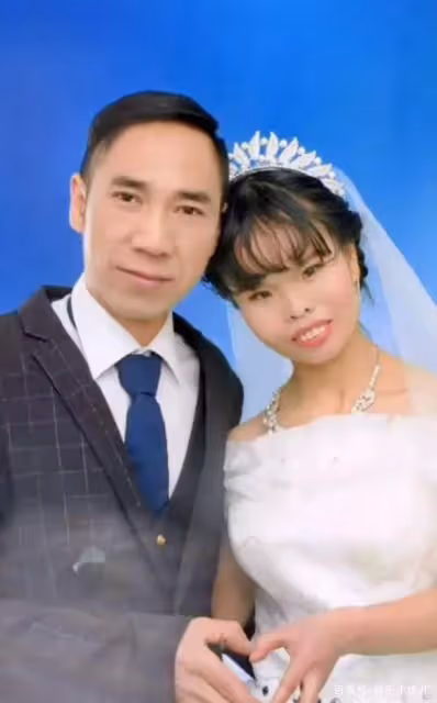 陝西女子憑藉奇特外貌成為大網紅,說話搞笑,自信度不輸當年鳳姐