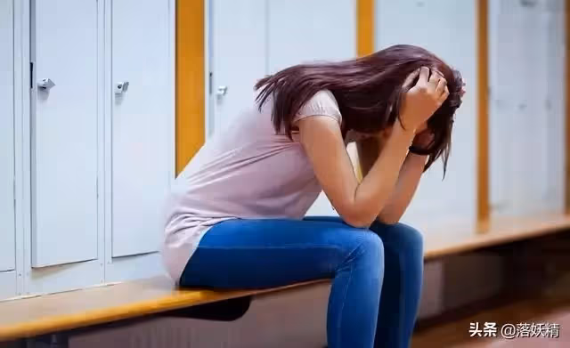 和姑姐同坐月子，婆婆讓父母伺候她女兒：一個伺候，兩個也是伺候
